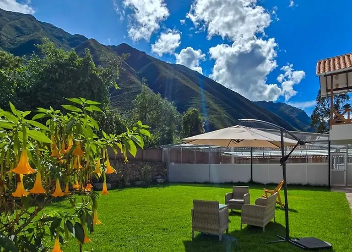 Sacred Valley Heated Pool & Machu Picchu Villa